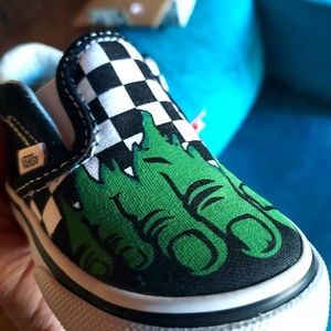 Marvel Hulk Toddler Van 4.5